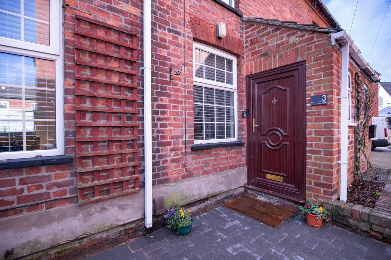 Saltbox Properties- Large!! 3 Bed, 3 Bath House, Parking, Fast Wifi, Town Centre Location! Sleeps 6 Ashby-de-la-Zouch Екстер'єр фото